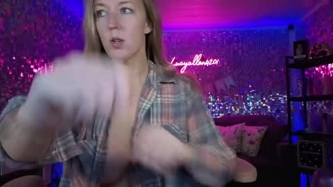 Snapshot of lucyallen4201 chatting on May 2026 10:11:02 AM lucyallen4201 online show from May 2026 10:11:02 AM