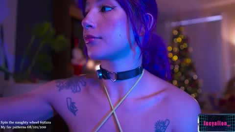 Lucy Alien  online show from January 2026 03:49:01 PM