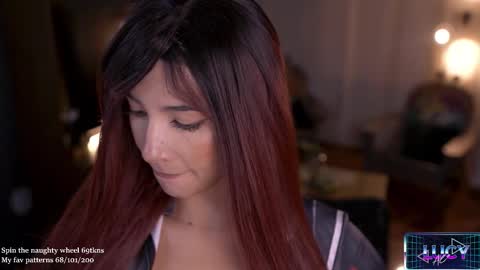 Lucy Alien  online show from February 2026 11:33:01 AM