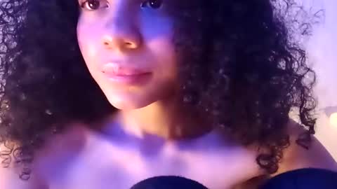 Lucia online show from March 2026 06:21:01 AM