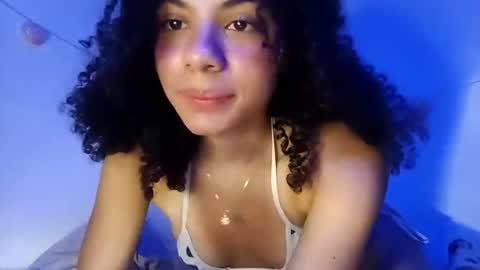 Lucia online show from April 2026 04:24:02 AM