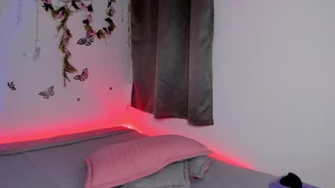 Lucy online show from February 2025 03:00:02 AM