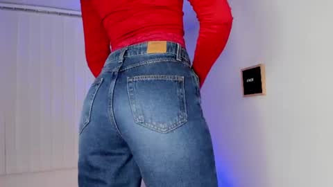 Snapshot of lucygarciia chatting on July 2026 03:00:02 AM Lucy online show from July 2026 03:00:02 AM
