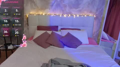 Lucy online show from November 2025 03:07:01 AM