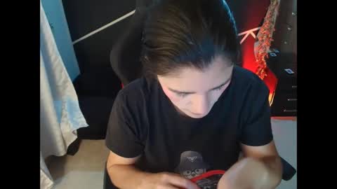 Snapshot of lucyli_ chatting on May 2026 01:38:01 PM LUCY online show from May 2026 01:38:01 PM
