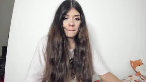 Snapshot of lucyportman chatting on June 2026 06:40:01 AM lucyportman online show from June 2026 06:40:01 AM