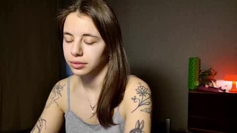 Lucy online show from March 2026 05:37:02 AM