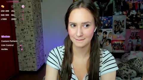 Lucy Rose online show from October 2025 05:37:01 AM