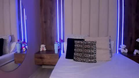 Lucy online show from March 2026 11:08:01 PM