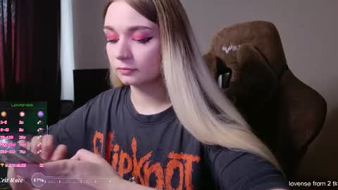 Snapshot of lucysbrain chatting on July 2026 01:21:01 PM Lucy online show from July 2026 01:21:01 PM