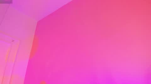 Lucy online show from December 2025 04:31:02 AM