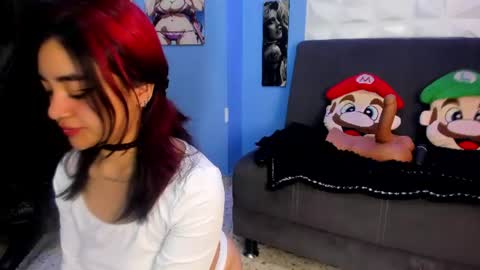 Snapshot of lucywalkeer chatting on June 2026 08:13:02 PM LucyWalkeer online show from June 2026 08:13:02 PM