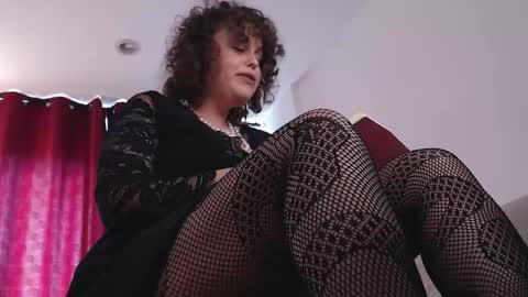 Call me Lucy online show from November 2025 06:05:02 AM