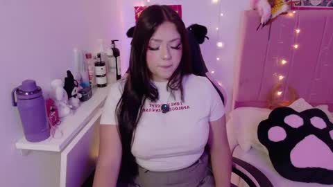 LUCYY FROM HOME  online show from April 2026 01:42:01 AM