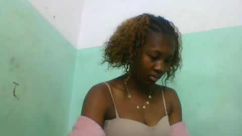 Snapshot of luicie196645 chatting on August 2026 05:32:01 AM luicie196645 online show from August 2026 05:32:01 AM