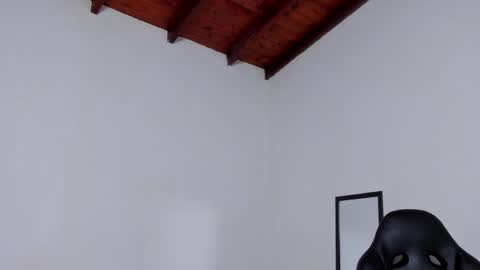 Snapshot of luigi1_ chatting on May 2026 01:03:02 AM Luigi Vitale online show from May 2026 01:03:02 AM