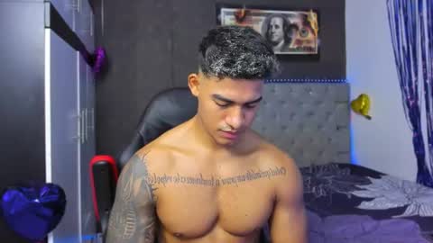 Snapshot of luigi_hot_ chatting on July 2026 04:00:01 PM Luigi Independent model online show from July 2026 04:00:01 PM