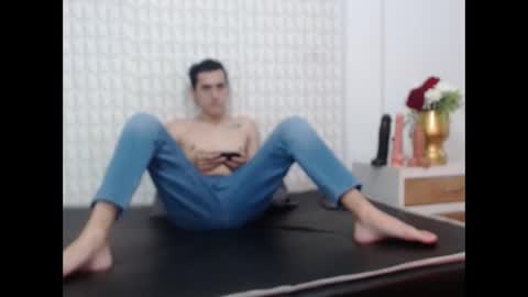Snapshot of luigimarchetti chatting on September 2025 08:54:01 PM luigimarchetti online show from September 2025 08:54:01 PM