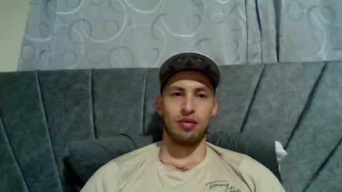 Snapshot of luis_vergon__ chatting on August 2026 01:18:02 AM luis_vergon__ online show from August 2026 01:18:02 AM