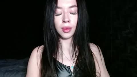 luisa lovedom online show from May 2026 12:18:01 AM