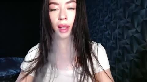 luisa lovedom online show from May 2026 10:36:01 AM
