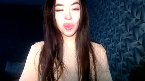 luisa lovedom online show from June 2026 11:25:02 AM