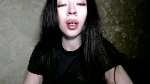 luisa lovedom online show from July 2026 07:32:01 PM