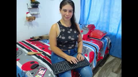 Snapshot of luisaangel19 chatting on October 2025 08:29:02 PM luisaangel19 online show from October 2025 08:29:02 PM