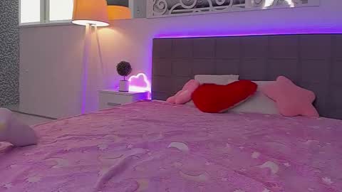 LuisaClover online show from April 2026 06:20:02 AM