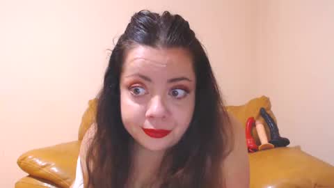 Snapshot of luisahornydoll chatting on January 2025 03:52:01 PM Cassie online show from January 2025 03:52:01 PM