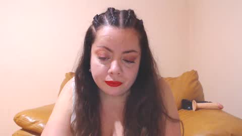 Snapshot of luisahornydoll chatting on February 2025 09:38:02 PM Cassie online show from February 2025 09:38:02 PM