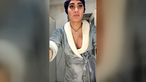 Luisa Monsters online show from December 2025 05:19:02 PM