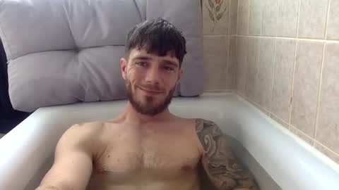 Snapshot of luisbadx chatting on April 2026 10:56:01 AM Luis Badx online show from April 2026 10:56:01 AM