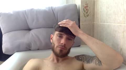 Snapshot of luisbadx chatting on April 2026 10:38:02 AM Luis Badx online show from April 2026 10:38:02 AM