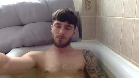 Snapshot of luisbadx chatting on April 2026 10:53:02 AM Luis Badx online show from April 2026 10:53:02 AM