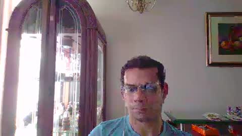 Luis online show from September 2025 08:20:01 PM