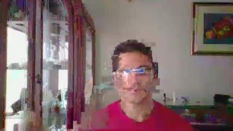 Luis online show from September 2025 08:57:02 PM