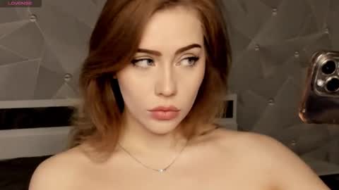 Lizzy online show from November 2025 11:10:01 AM