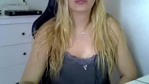 luizacandy online show from October 2025 04:31:02 PM