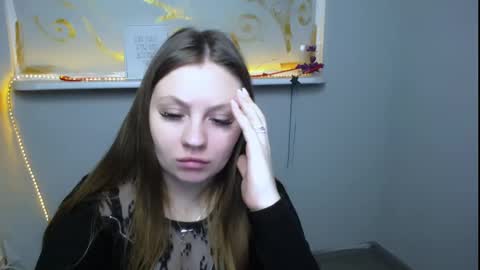 Snapshot of luizaheems_ chatting on March 2025 10:45:02 AM Luiza online show from March 2025 10:45:02 AM