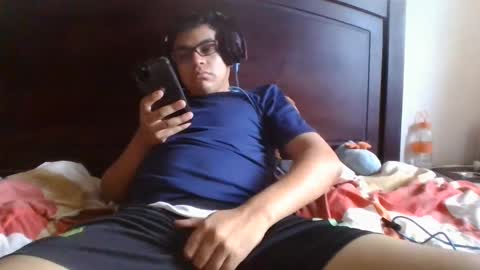Snapshot of luje20 chatting on January 2025 09:36:01 PM luje20 online show from January 2025 09:36:01 PM
