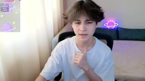 lukahayes online show from April 2026 04:04:01 PM