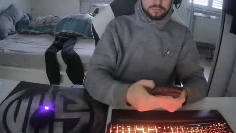 Snapshot of lukasschoetz chatting on January 2025 10:06:02 AM lukasschoetz online show from January 2025 10:06:02 AM