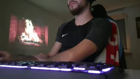 lukasschoetz online show from November 2025 04:47:01 PM