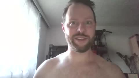 luke91_t online show from October 2025 03:10:01 PM