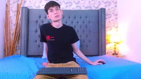 luke_carter online show from November 2025 01:12:02 PM