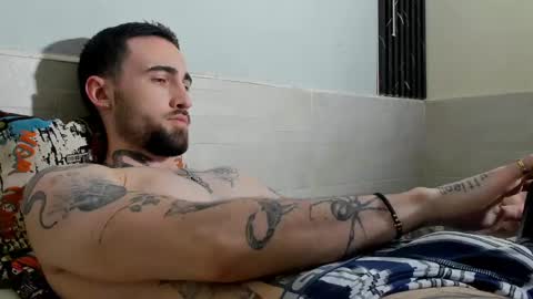 Snapshot of luke_davis01 chatting on February 2025 04:59:01 PM LUKE online show from February 2025 04:59:01 PM