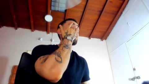 Snapshot of luke_davis01 chatting on March 2025 05:39:02 PM LUKE online show from March 2025 05:39:02 PM