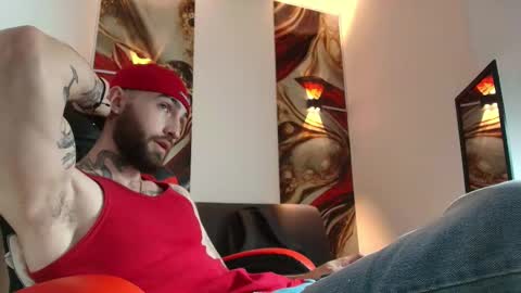 Snapshot of luke_davis01 chatting on September 2025 01:37:01 PM LUKE online show from September 2025 01:37:01 PM