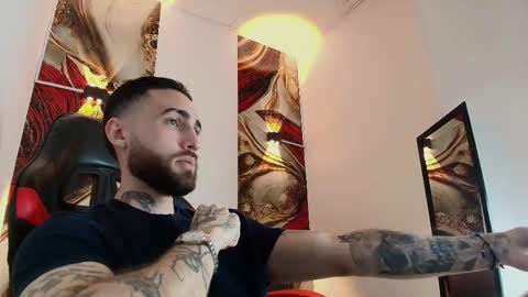 Snapshot of luke_davis01 chatting on October 2025 01:24:02 PM LUKE online show from October 2025 01:24:02 PM